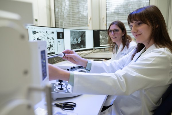 Effizientere Elektrolyseure für grünen Wasserstoff – Videohighlight mit ZEISS Group