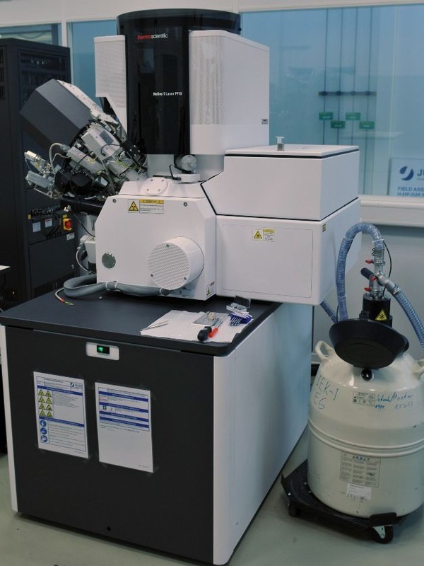 Einrichtungen zur Analytik