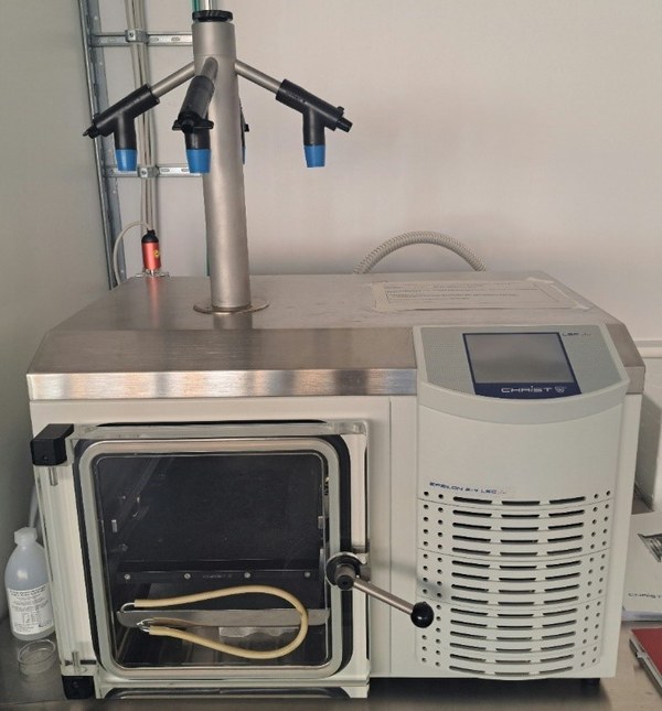 Einrichtungen zur Komponenten- und Schichtherstellung