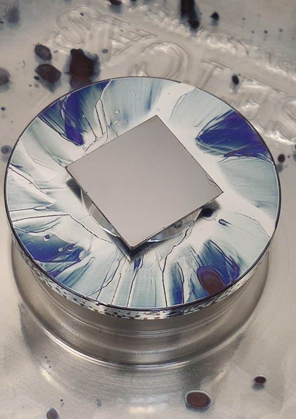 Dünne Filme und Grenzflächen